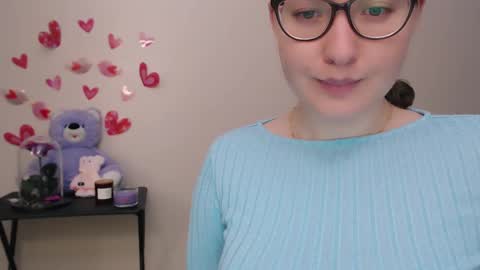 Snapshot of hartfoxx chatting on February 19, 2025, 12:35 am hartfoxx online show from February 19, 2025, 12:35 am