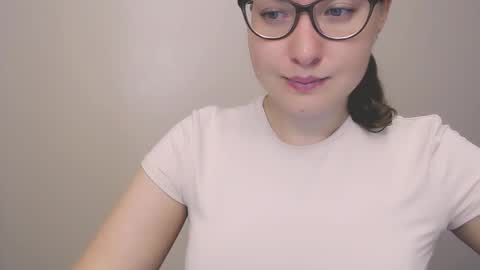 Snapshot of hartfoxx chatting on September 10, 2025, 7:14 pm hartfoxx online show from September 10, 2025, 7:14 pm