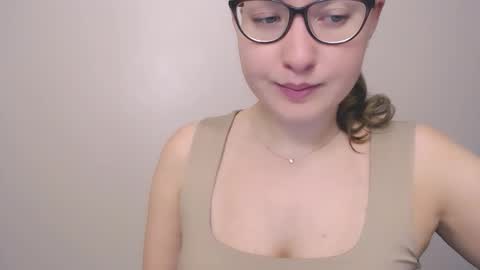 Snapshot of hartfoxx chatting on October 13, 2025, 9:59 pm hartfoxx online show from October 13, 2025, 9:59 pm