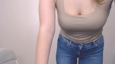 Snapshot of hartfoxx chatting on October 18, 2025, 10:32 pm hartfoxx online show from October 18, 2025, 10:32 pm