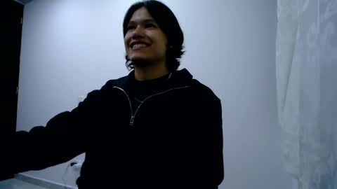 Snapshot of haru_boi chatting on January 1, 2025, 1:47 am Haru online show from January 1, 2025, 1:47 am