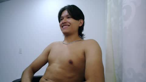 Snapshot of haru_boi chatting on February 1, 2025, 1:44 am Haru online show from February 1, 2025, 1:44 am