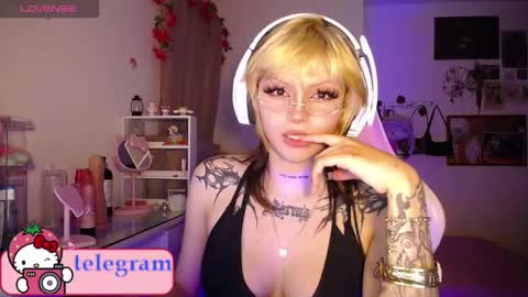 harukitty online show from February 26, 2026, 2:43 am