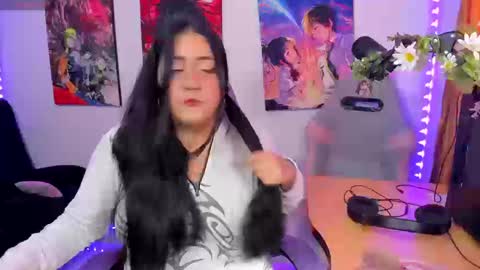 karen  online show from September 9, 2025, 12:59 pm