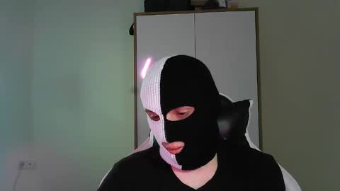 Two-Face online show from March 28, 2026, 10:09 pm