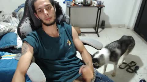 Snapshot of hasani_savala chatting on October 7, 2025, 6:43 am Hasani online show from October 7, 2025, 6:43 am