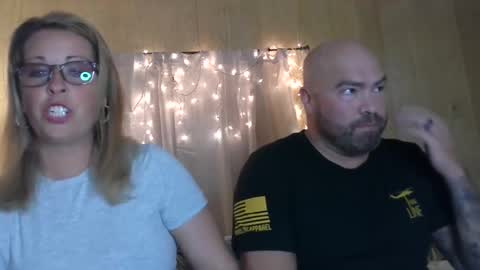 Snapshot of hawktuahgwakgwakmom chatting on December 16, 2024, 3:51 am hawktuahgwakgwakmom online show from December 16, 2024, 3:51 am