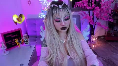  Hayami Dai  online show from November 24, 2025, 3:17 am