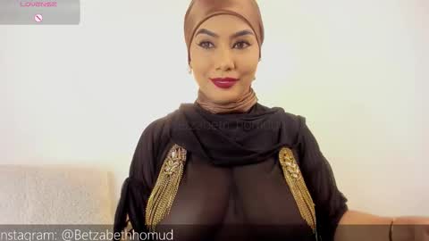 Hayat online show from February 5, 2026, 10:25 pm