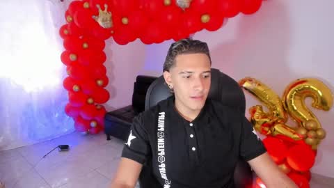 Snapshot of haydenn_boy chatting on November 22, 2025, 7:13 pm Hayen Boy online show from November 22, 2025, 7:13 pm