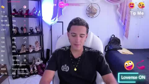 Snapshot of haydenn_boy chatting on November 25, 2025, 7:25 pm Hayen Boy online show from November 25, 2025, 7:25 pm