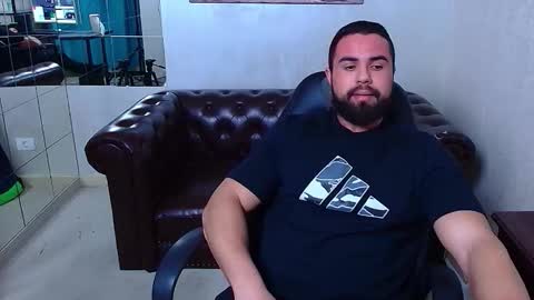 HayesWood online show from December 21, 2025, 5:25 am