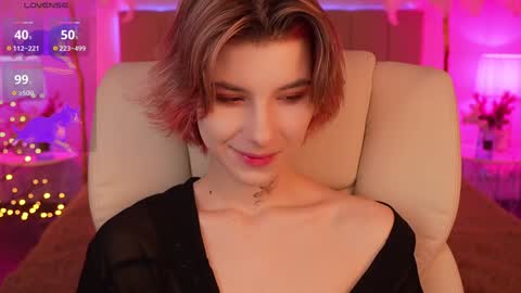 haylaamber online show from December 16, 2024, 7:04 am