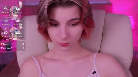 haylaamber online show from February 17, 2025, 10:07 am