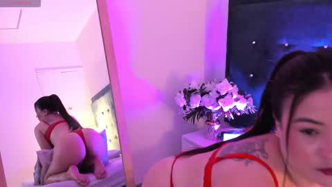 Snapshot of hayleycollins chatting on November 5, 2025, 11:43 am Hayley Collins online show from November 5, 2025, 11:43 am