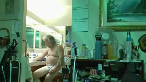 haysay722354422 online show from June 27, 2026, 7:24 am