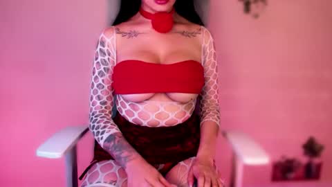 Marie online show from May 15, 2026, 9:55 pm