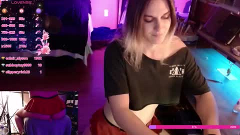 Snapshot of hazel_lust chatting on February 27, 2026, 7:52 am Hazel Lust online show from February 27, 2026, 7:52 am