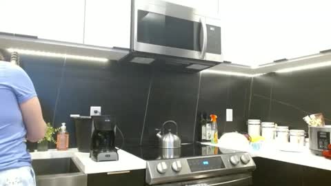 Hazel online show from February 20, 2026, 4:51 pm