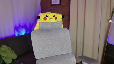 Hazel Brown online show from March 10, 2026, 12:59 am