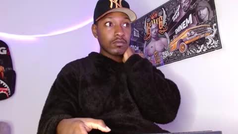 hazlan_420 online show from January 10, 2026, 11:12 am