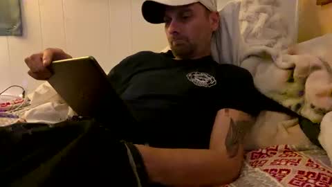 Snapshot of hbsethy chatting on January 3, 2025, 4:00 am HBSethy online show from January 3, 2025, 4:00 am