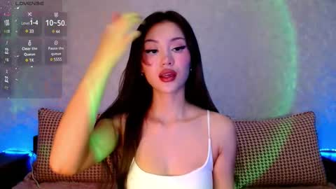 Snapshot of hea_jung chatting on March 4, 2025, 3:37 pm hea_jung online show from March 4, 2025, 3:37 pm
