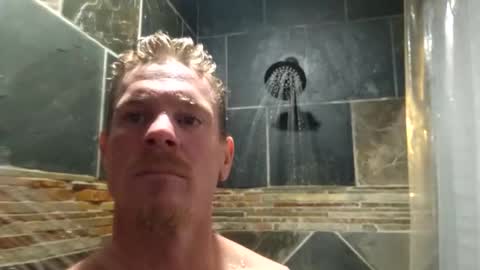 Snapshot of heags83 chatting on December 2, 2024, 11:18 pm heags83 online show from December 2, 2024, 11:18 pm