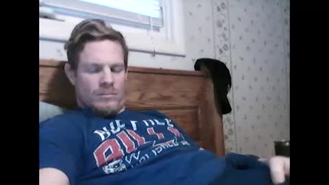 Snapshot of heags83 chatting on January 7, 2025, 1:35 pm heags83 online show from January 7, 2025, 1:35 pm