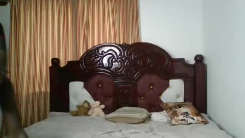 Snapshot of heart_star chatting on January 11, 2025, 8:00 am heart_star online show from January 11, 2025, 8:00 am