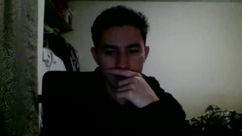 Snapshot of heartbig05 chatting on January 1, 2025, 9:17 am heartbig05 online show from January 1, 2025, 9:17 am