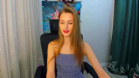 heartedlove_1 online show from December 12, 2024, 4:15 am