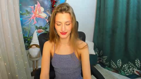 heartedlove_1 online show from December 21, 2024, 7:49 pm