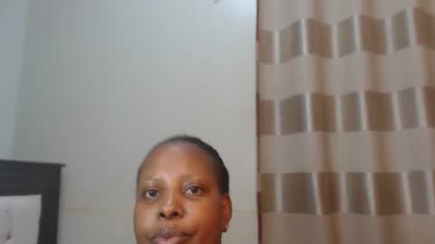 Heather online show from October 31, 2025, 3:40 am