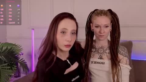 Snapshot of heathimogene chatting on October 22, 2025, 3:45 pm Hi everyone i am Alice pls dont be rude fav patterns 77 99 111 222 333 online show from October 22, 2025, 3:45 pm