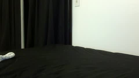 heatwavee online show from May 17, 2026, 12:41 am