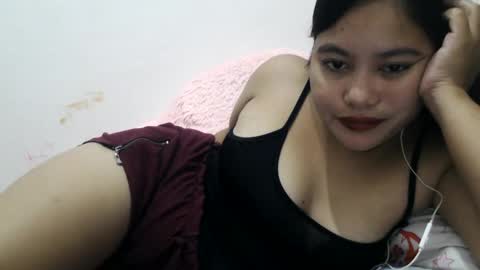 Snapshot of heavenlyeyes69 chatting on December 17, 2024, 4:23 am heavenlyeyes69 online show from December 17, 2024, 4:23 am