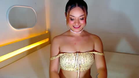 Snapshot of heavenlypleasurexx chatting on February 26, 2025, 8:59 am HEAVEN online show from February 26, 2025, 8:59 am