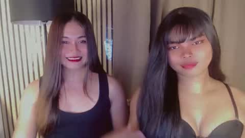 Snapshot of heavenlysexkendal chatting on December 20, 2025, 12:29 am KENDAL online show from December 20, 2025, 12:29 am