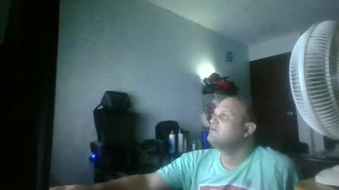 Snapshot of heavy_rebellxc chatting on July 20, 2026, 5:55 am Heavy Rebell online show from July 20, 2026, 5:55 am