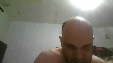 Snapshot of heavy_rebellxc chatting on July 21, 2026, 9:44 am Heavy Rebell online show from July 21, 2026, 9:44 am