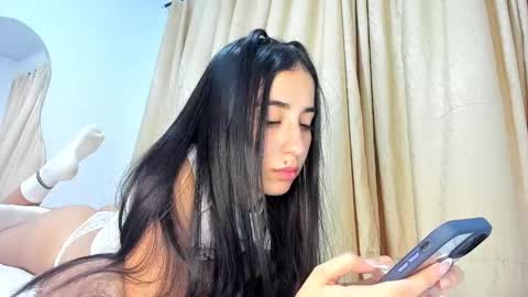Alejandra online show from February 12, 2025, 12:05 am