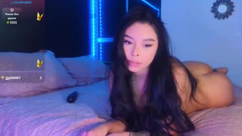 Snapshot of hecate_gh chatting on January 28, 2025, 12:15 am Hecate online show from January 28, 2025, 12:15 am