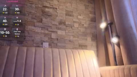 Snapshot of hecate_gh chatting on September 13, 2025, 9:36 pm Hecate online show from September 13, 2025, 9:36 pm
