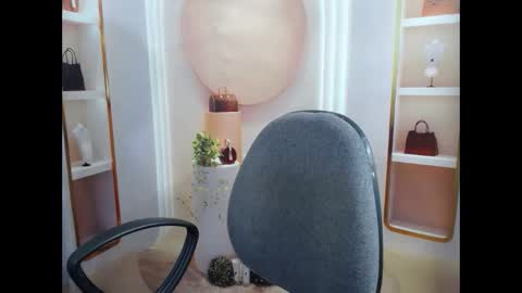 love bug online show from January 14, 2026, 3:23 am