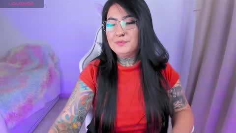 Snapshot of heey_kitty chatting on May 15, 2026, 6:26 pm IM EMY online show from May 15, 2026, 6:26 pm