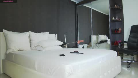 Helen online show from March 28, 2026, 3:11 pm