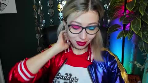 Heidi online show from October 31, 2025, 5:41 am