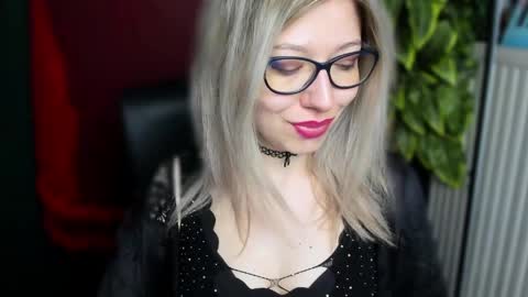 Snapshot of heidi_pleasure chatting on April 29, 2026, 4:38 am Heidi online show from April 29, 2026, 4:38 am