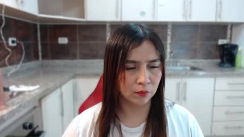 Snapshot of heidy_wells chatting on November 18, 2025, 11:47 am Heidy online show from November 18, 2025, 11:47 am